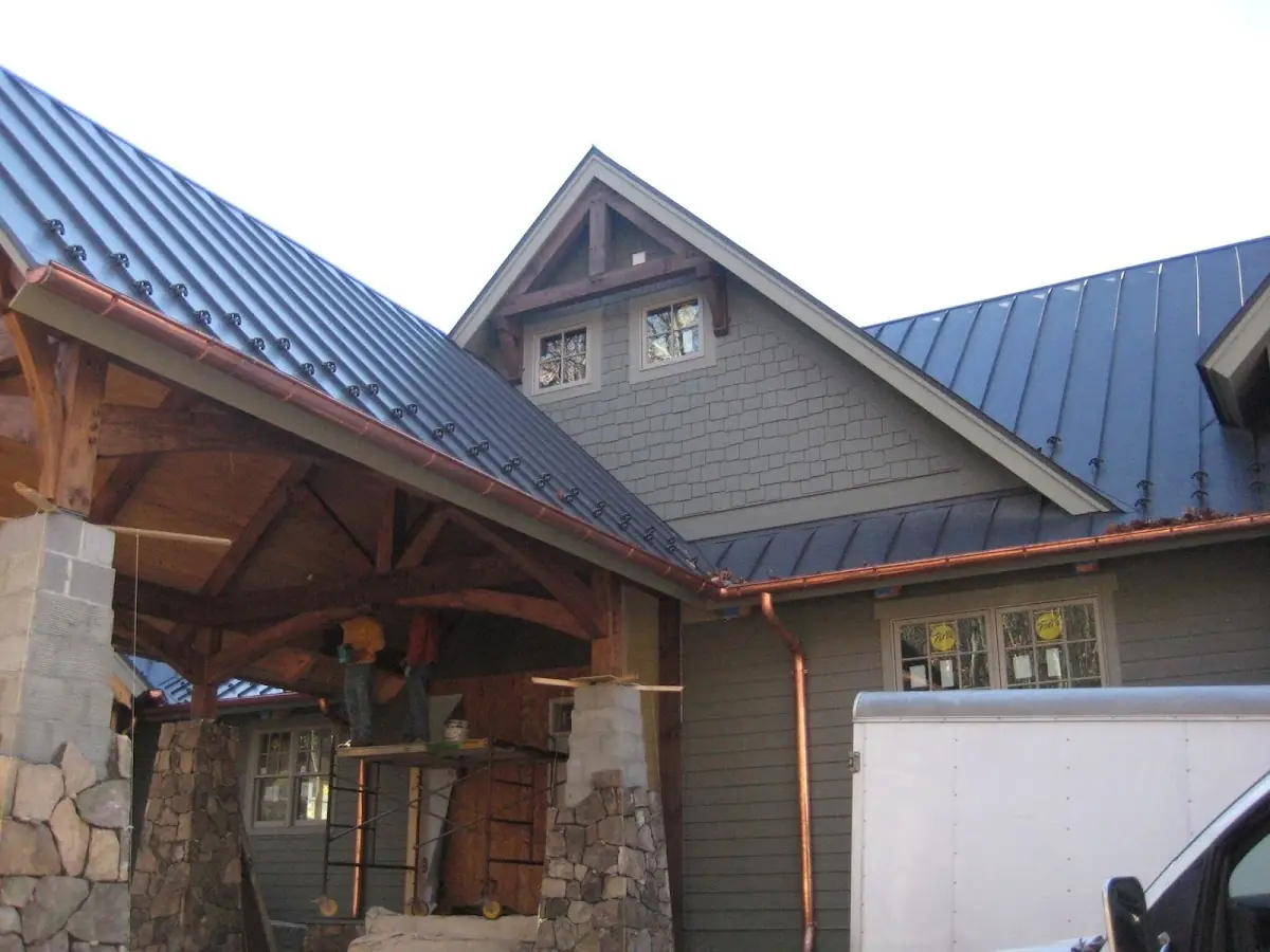 Craftsman Roofing team delivering quality roofing work in Pohick Hills